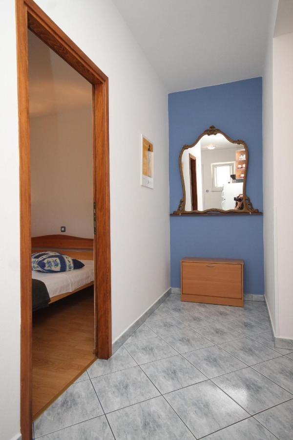 Apartments With A Parking Space Mali Lošinj Exterior foto